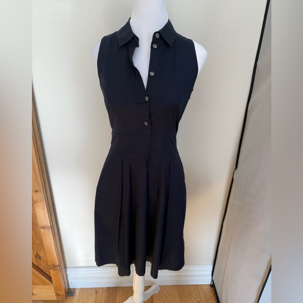 Elegant Dark Navy Sleeveless Dress